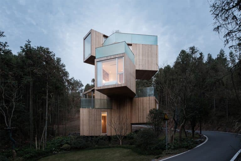 The Qiyun Mountain Tree House by Bengo Studio Qiyun Mountain Tree House