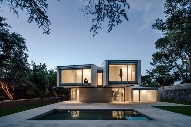 ZOOCO ESTUDIO Designs M4 House In Three Articulated Volumes ZOOCO ESTUDIO Designs M4 House