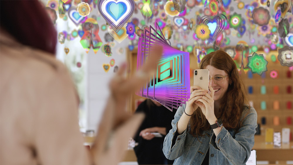[AR]T: An Augmented Reality Art Tour Offered By Apple