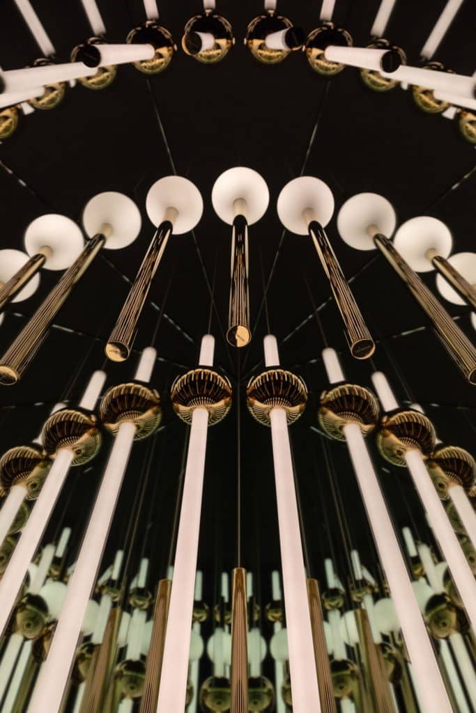 Lee Broom Unveils Mesmerizing Lighting Installation