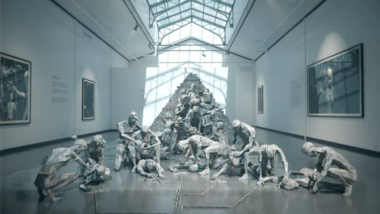 Eddy Loukil Is Fading Borders Between Traditional And Digital Mediums In "EXPLOITATION" Eddy Loukil Is Fading Borders Between Traditional And Digital Mediums In "EXPLOITATION"