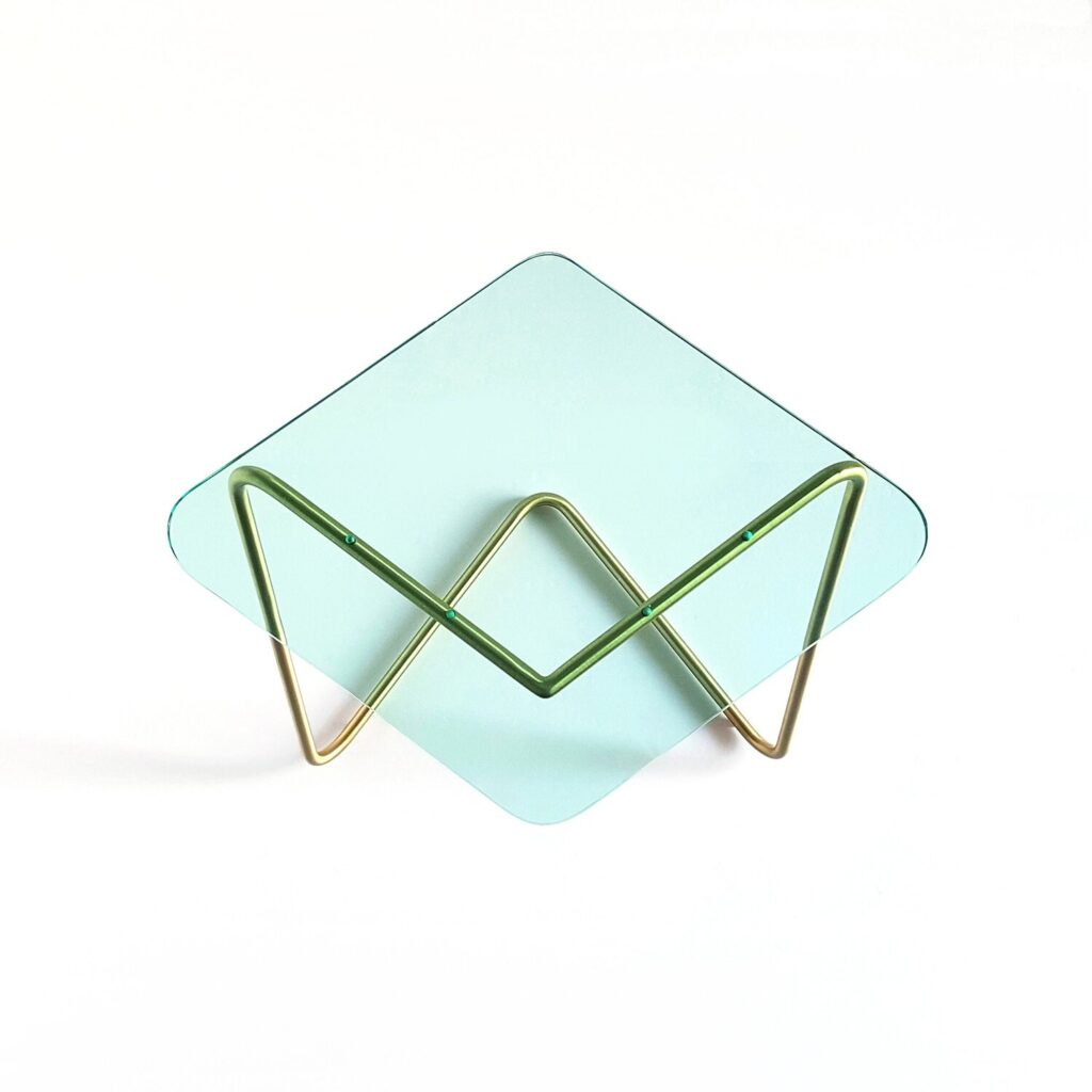 Geometric Identity Of Crystal Tables By KRAY Studio