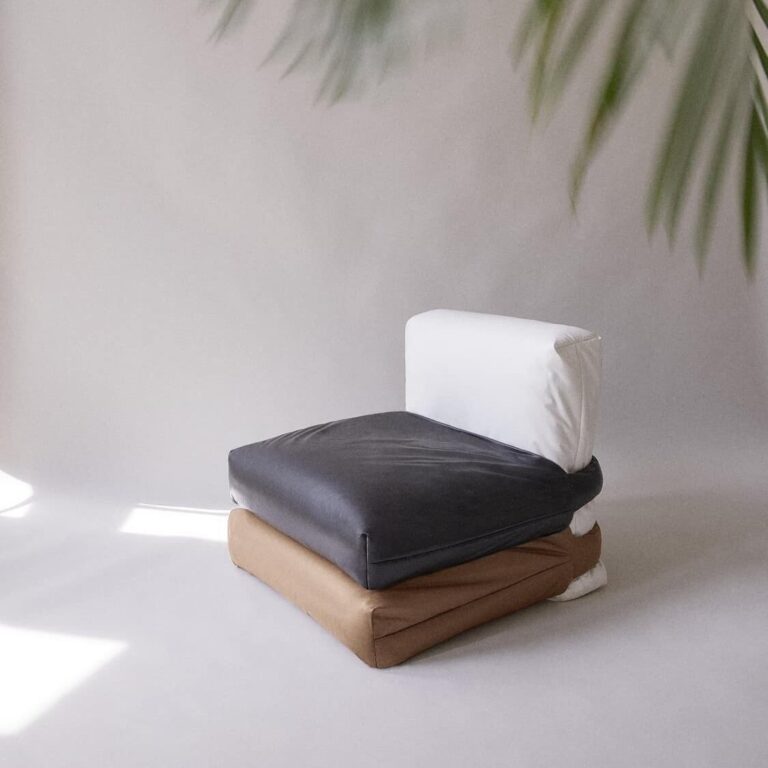 Muller Van Severen Duo With KASSL Editions Introduce 'The Pillow Sofa' Muller Van Severen Duo With KASSL Editions Introduce 'The Pillow Sofa'