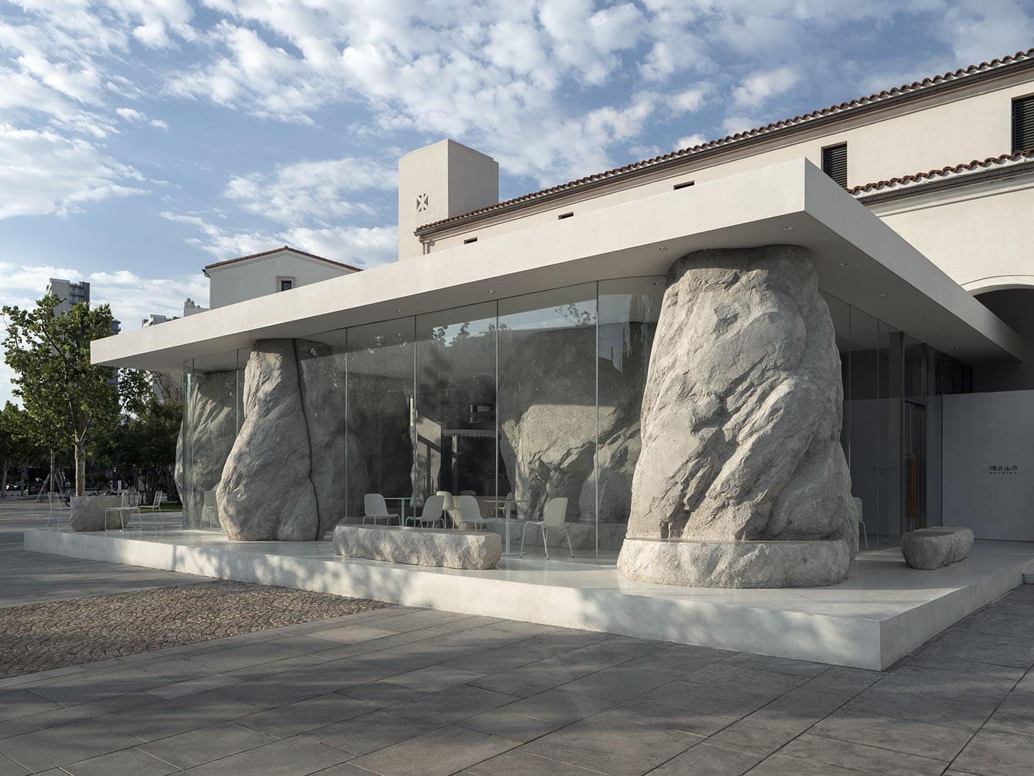 B.L.U.E. Architecture Studio