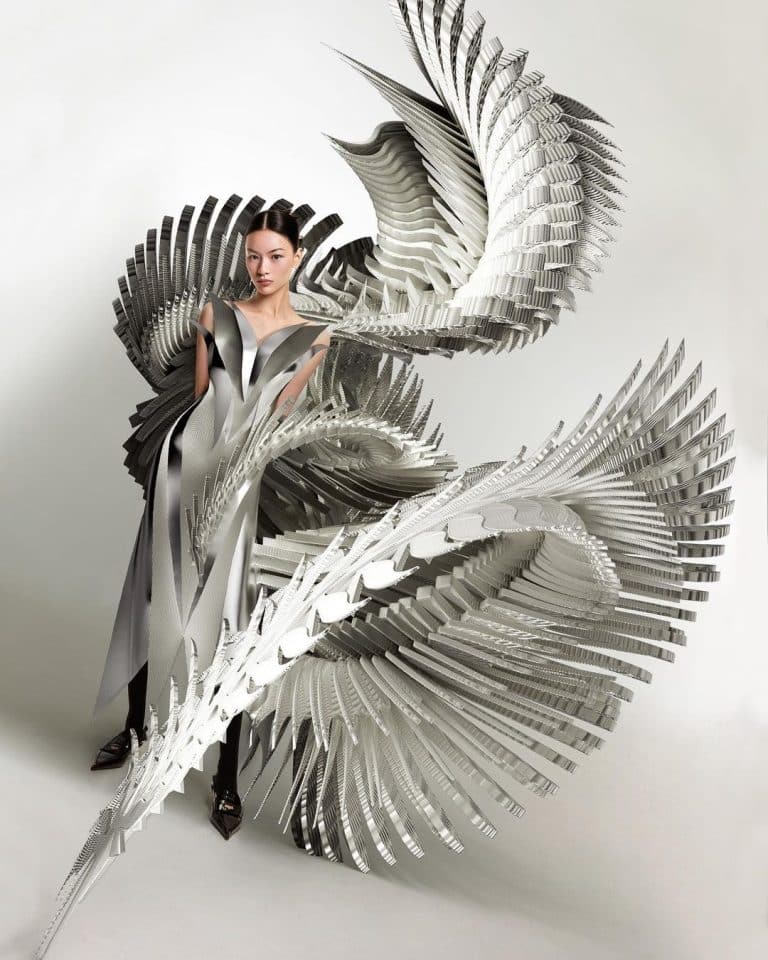 Parametric nature is the core of Yimeng Yu's aesthetic research Parametric nature is the core of Yimeng Yu's aesthetic research
