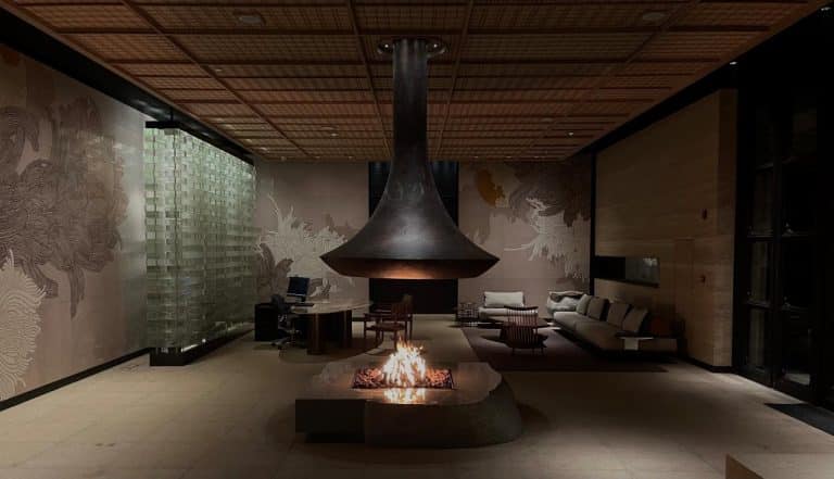 Lina Kusaitė creates stunning lobby artwork for Xitan Hotel in Beijing Lina Kusaitė creates stunning lobby artwork for Xitan Hotel in Beijing