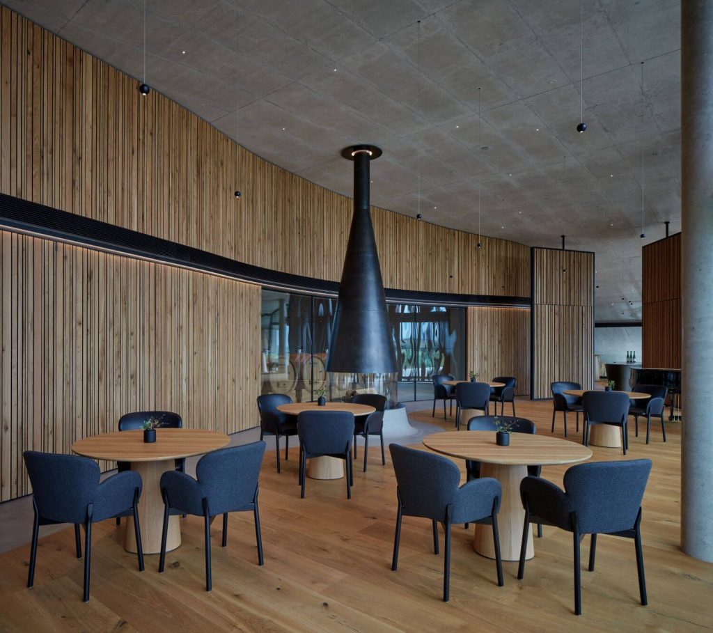 Gurdau Winery: A Harmonious Blend of Architecture, Landscape, and Wine