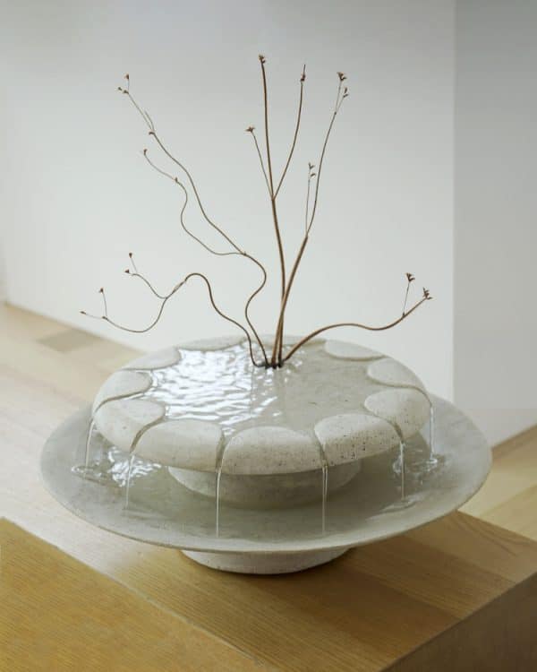 The Loop Fountain: Timeless Elegance in Miniature - Visual Atelier 8