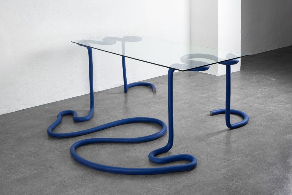 Jeong Greem Transforms Silicon Tubes Into Single Drawing-Like Furniture