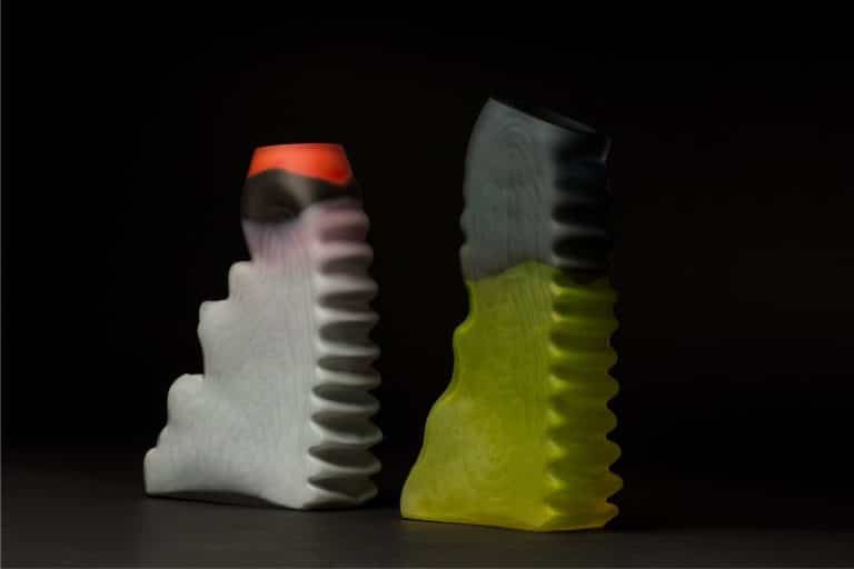 Jonatan Nilsson Creates A Flexible Mold For Glassblowing Jonatan Nilsson Creates A Flexible Mold For Glassblowing
