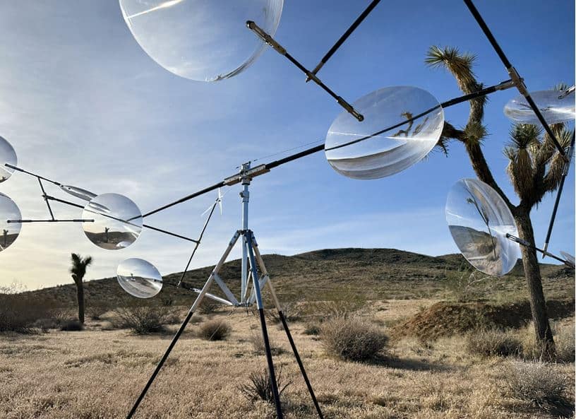 Vincent Leroy's Floating Lenses: Harmonizing Reality and Illusion in Joshua Tree