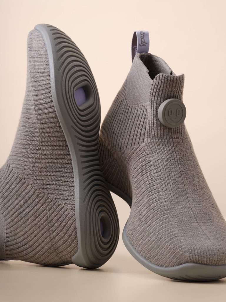 Allbirds Unveils the World's First Net Zero Carbon Shoe: The M0.0NSHOT