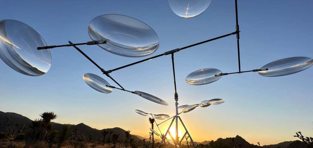 Vincent Leroy's Floating Lenses: Harmonizing Reality and Illusion in Joshua Tree