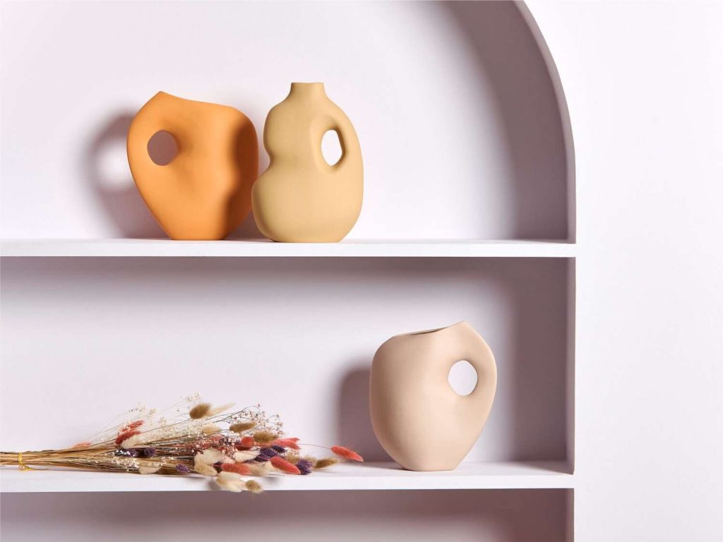 Handcrafted Aura Vases By Schneid Studio