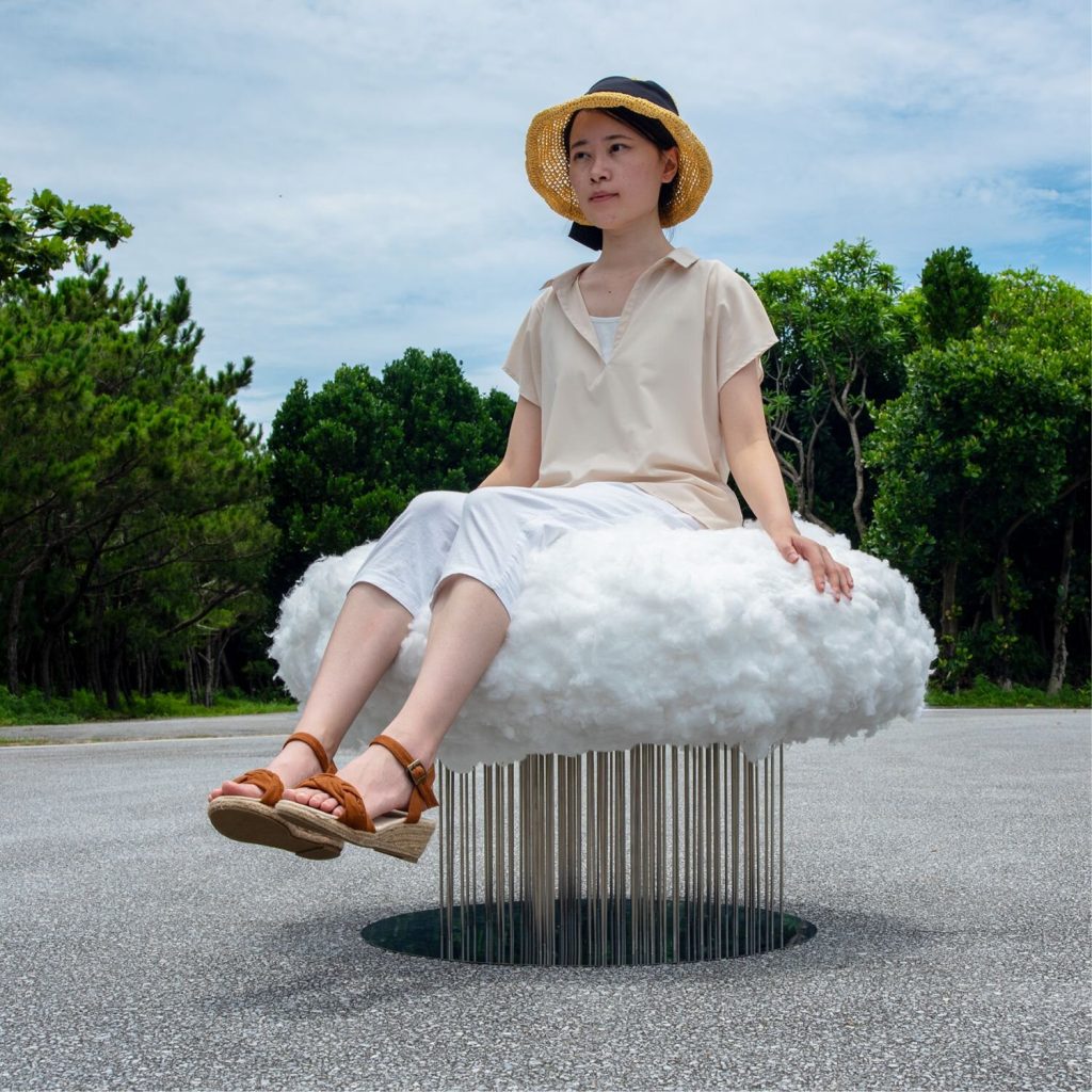 Shota Urasaki Designs A Cloud-Like Raining Chair