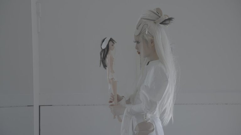 Doll, Doe, Doodle: Jiaoyang Li's Ethereal Exploration of Identity Doll, Doe, Doodle: Jiaoyang Li's Ethereal Exploration of Identity