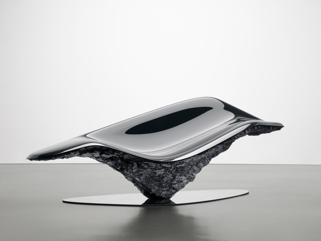 Oksýs: A Fusion of Nature and Innovation in Pininfarina's First Collectible Design