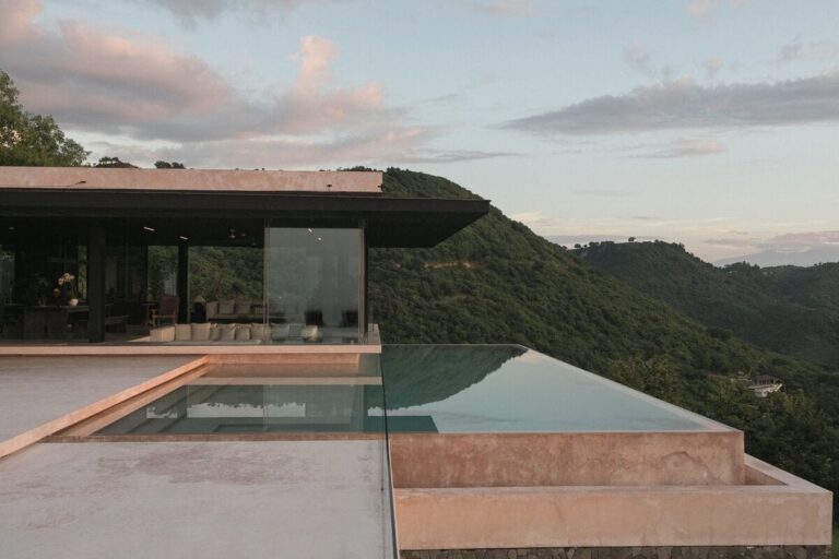 The V House Is A Poetic Vision Overlooking Lomboks Beauty