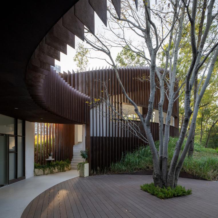 Qiaochengbei Park Visitor Center by Atelier Xi merges architecture and nature