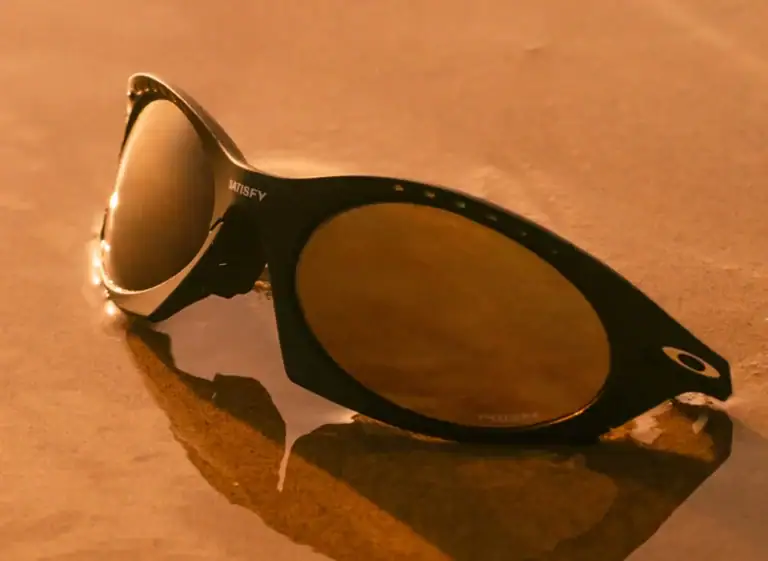 Satisfy and Oakley visualatelier8 fashion