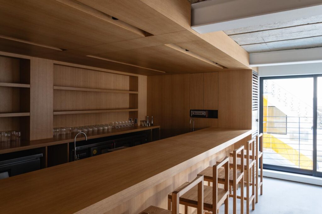 Bar Pivot by OFF Studio a minimal architectural gem in Hapjeong-dong