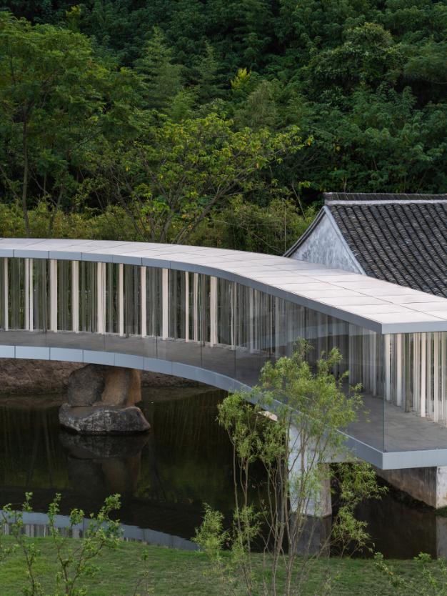 Lakeside Teahouse by Domain Architects, a serene retreat inspired by traditional Chinese aesthetics