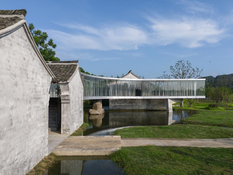 Lakeside Teahouse by Domain Architects, a serene retreat inspired by traditional Chinese aesthetics