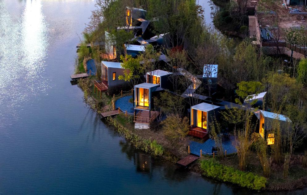 The Cabin of Maze: An unique wilderness retreat by Wiki World