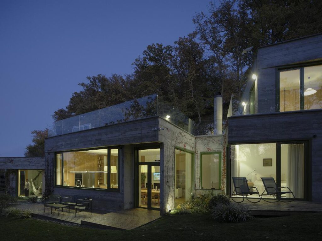 Akhaldaba Private House by MUA, a contemporary home in harmony with nature