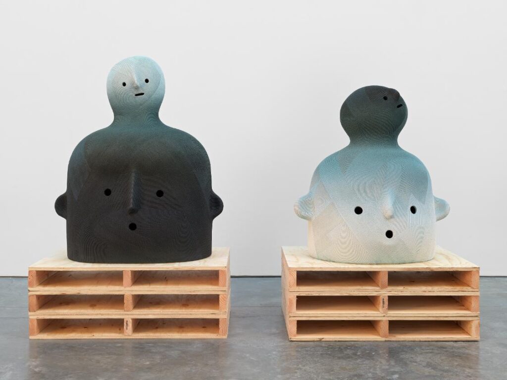 Ross + Kramer presents En Iwamura’s “Mask”: Exploring identity through ceramic art