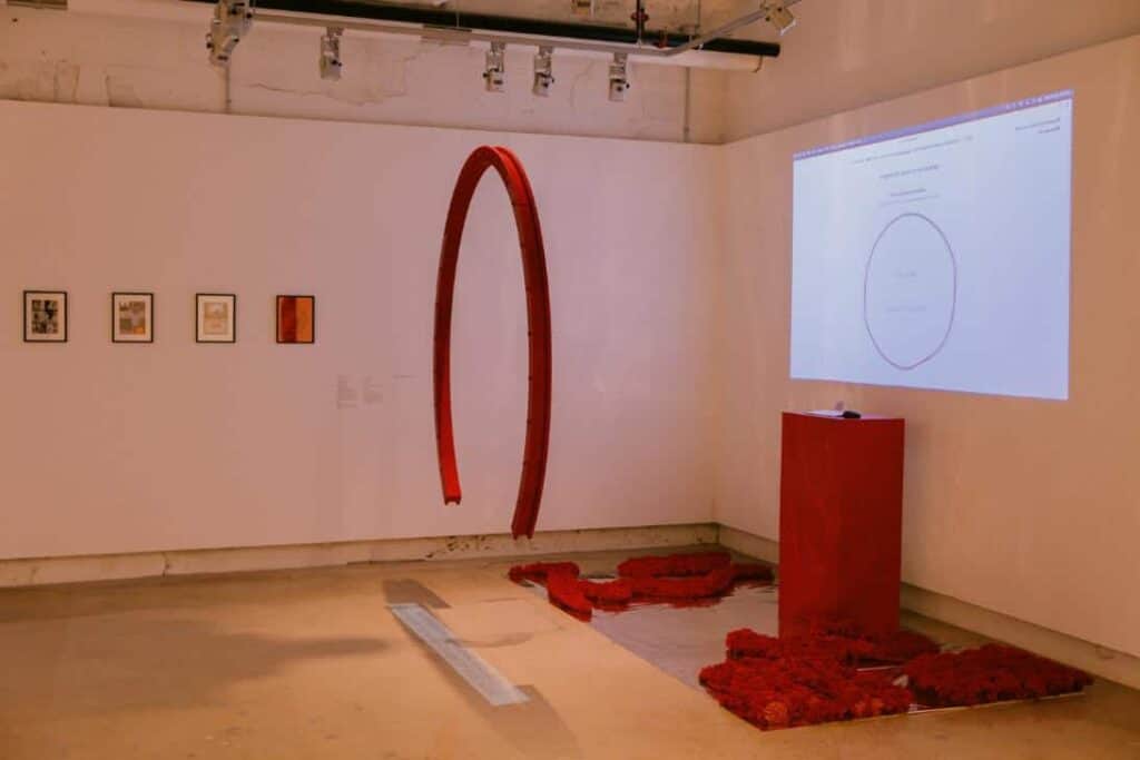 In-circle Series by Yuwen Huang: The artistic identity on blockchain