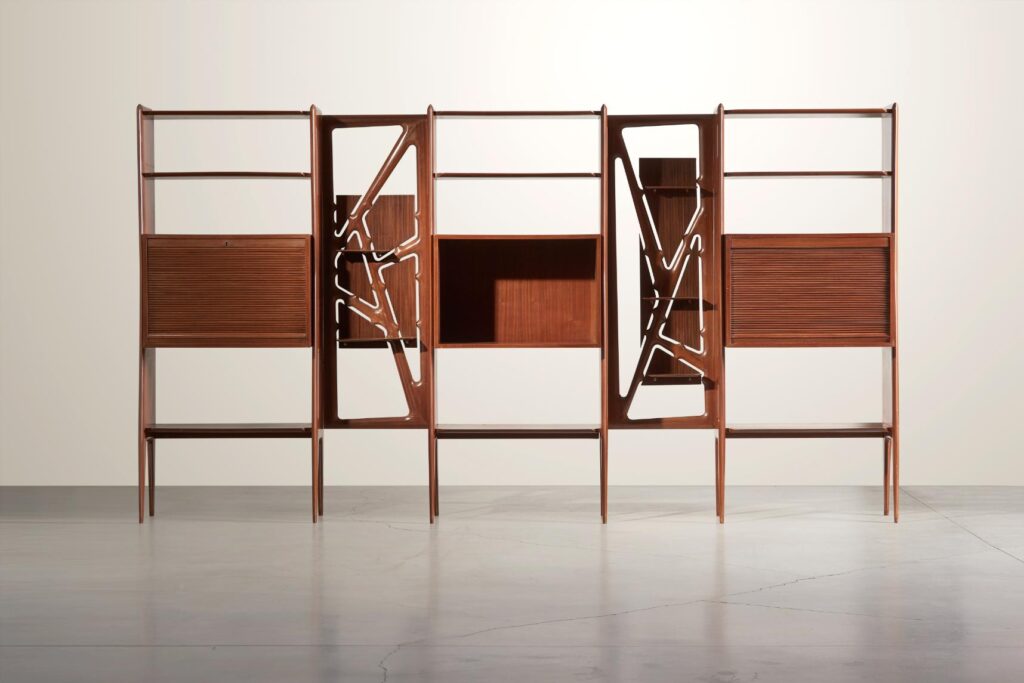 08 GC NILUFAR GALERIE56 LA DOLCE VITA ICO PARISI BOOKCASE ©carlocichero