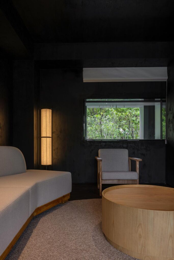 26 VIP Room2© Guowei Liu
