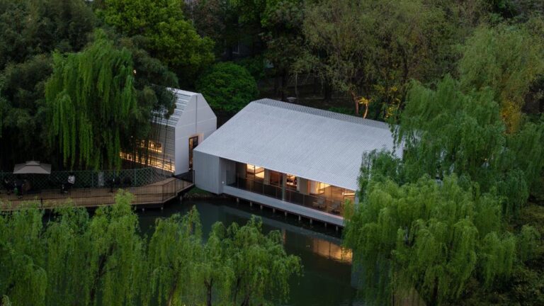 The Lake House: A poetic pavilion by Wutopia Lab in Shanghai The Lake House: A poetic pavilion by Wutopia Lab in Shanghai