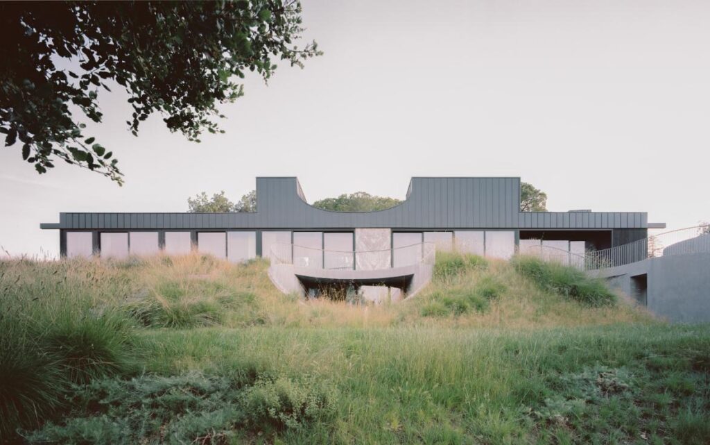 WOJR creates a hillside home shaped by light and landscape