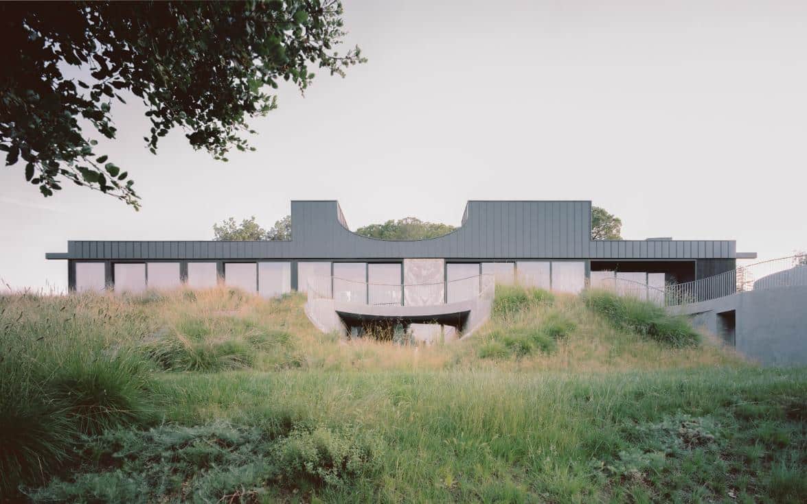 WOJR creates House of Horns shaped by light and landscape