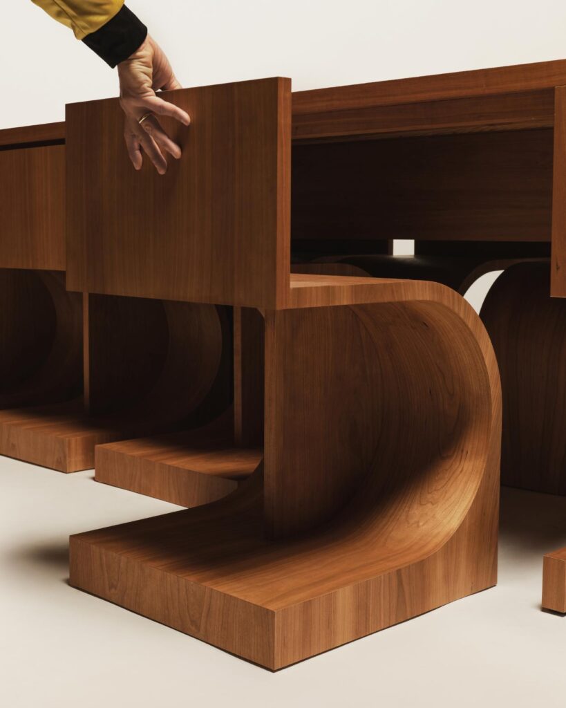 RadiTableAndChairs Ecommerce Details 0340