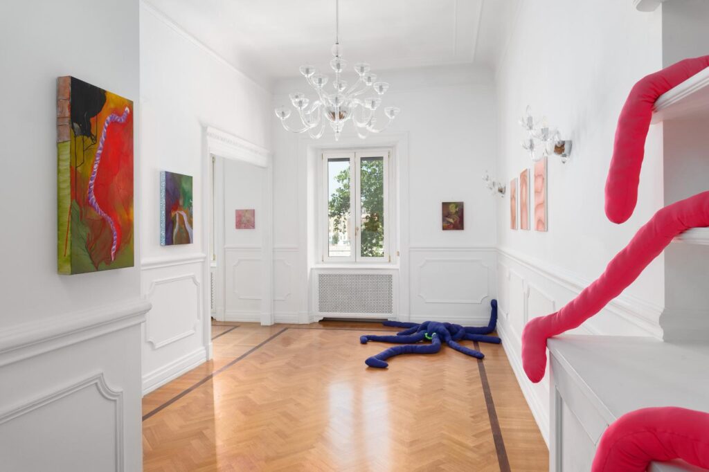Gianni Politi curates "Dentro appena fuori fuori" at Andrea Festa Fine Art