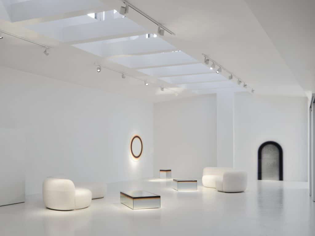 Costantino Gucci debuts solo exhibition Self Reflections at Movimento Gallery