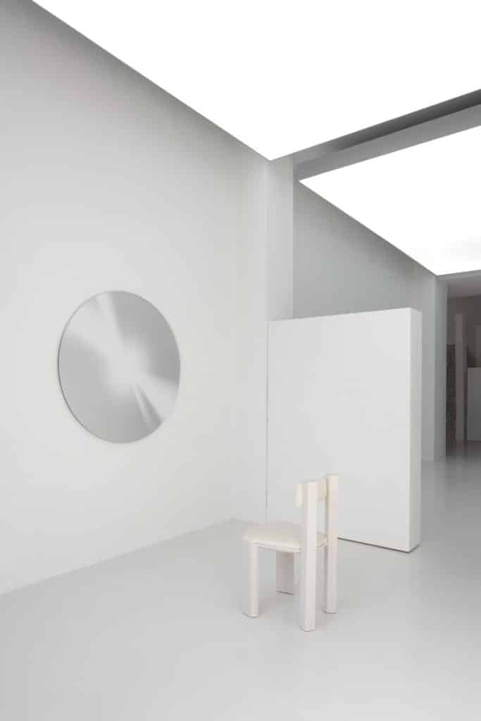 Costantino Gucci presents Self Reflections exhibition at Movimento Gallery -