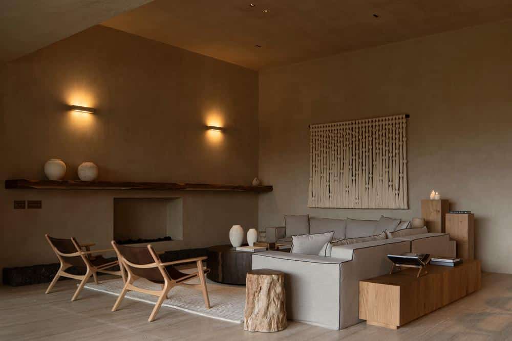 Casa San Francisco by Jorge Garibay Architects connects architecture and time -