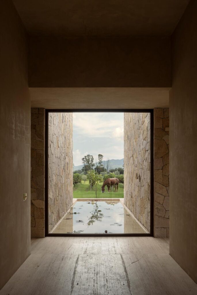 Casa San Francisco by Jorge Garibay Architects connects architecture and time -