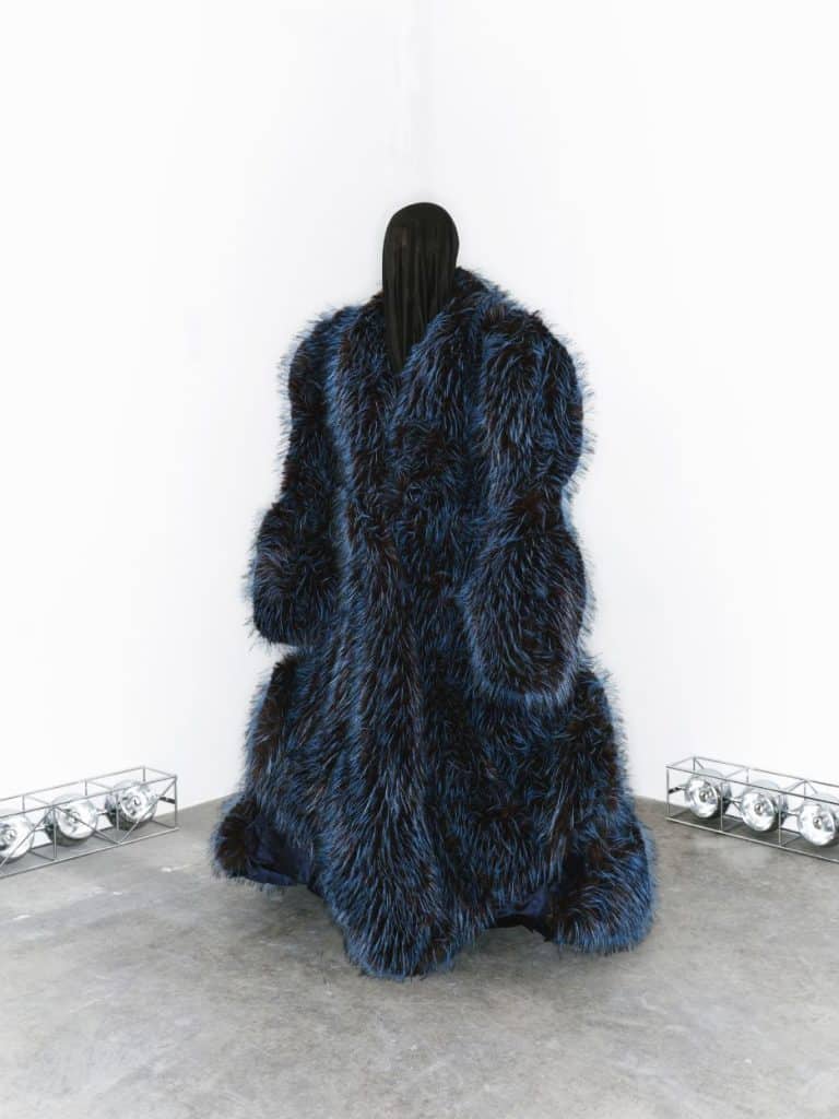 Interview with Aojierou on constructing powerful emotions through fabric -