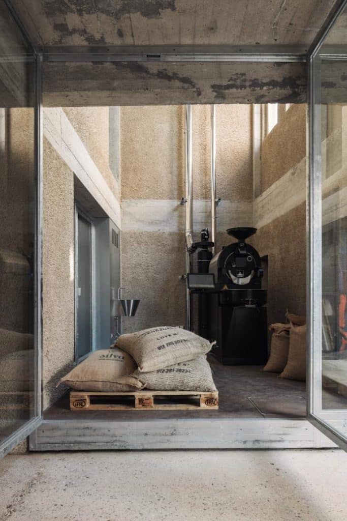 Contekst designs The Chocolate Maker in Ghent’s Graffiti Alley -