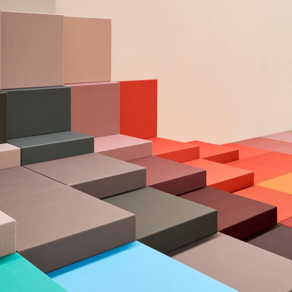 Pixel-inspired patterns shaping the FENDI SS26 runway landscape