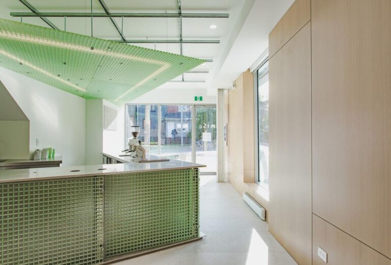 Misc Coffee reveals geometric precision through industrial lightness Misc Coffee reveals geometric precision through industrial lightness