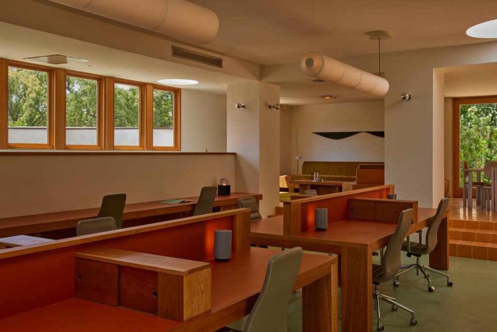 22RE creates a residentially inspired office for Day Job -