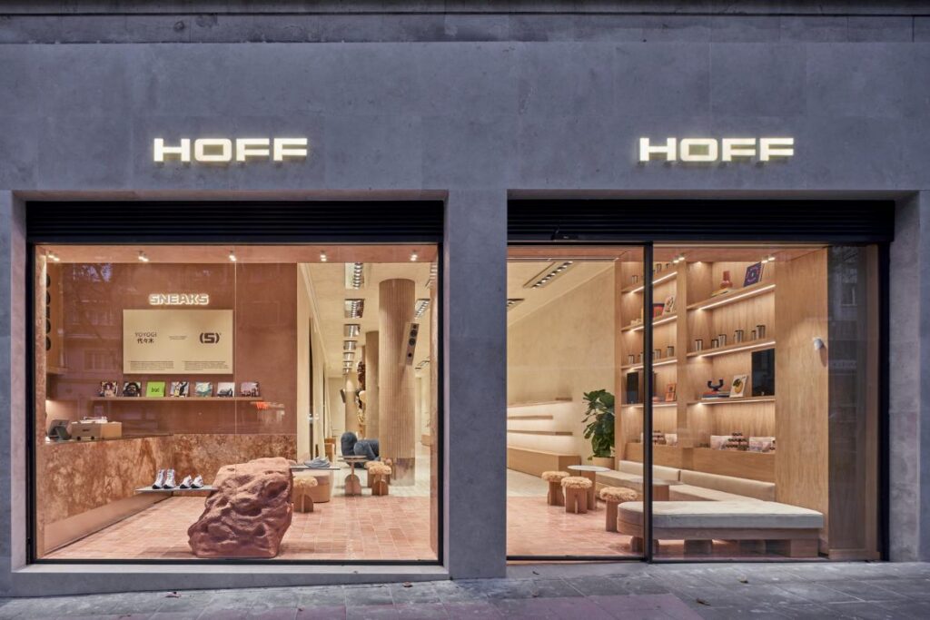 El Departamento creates a refined spatial narrative for HOFF