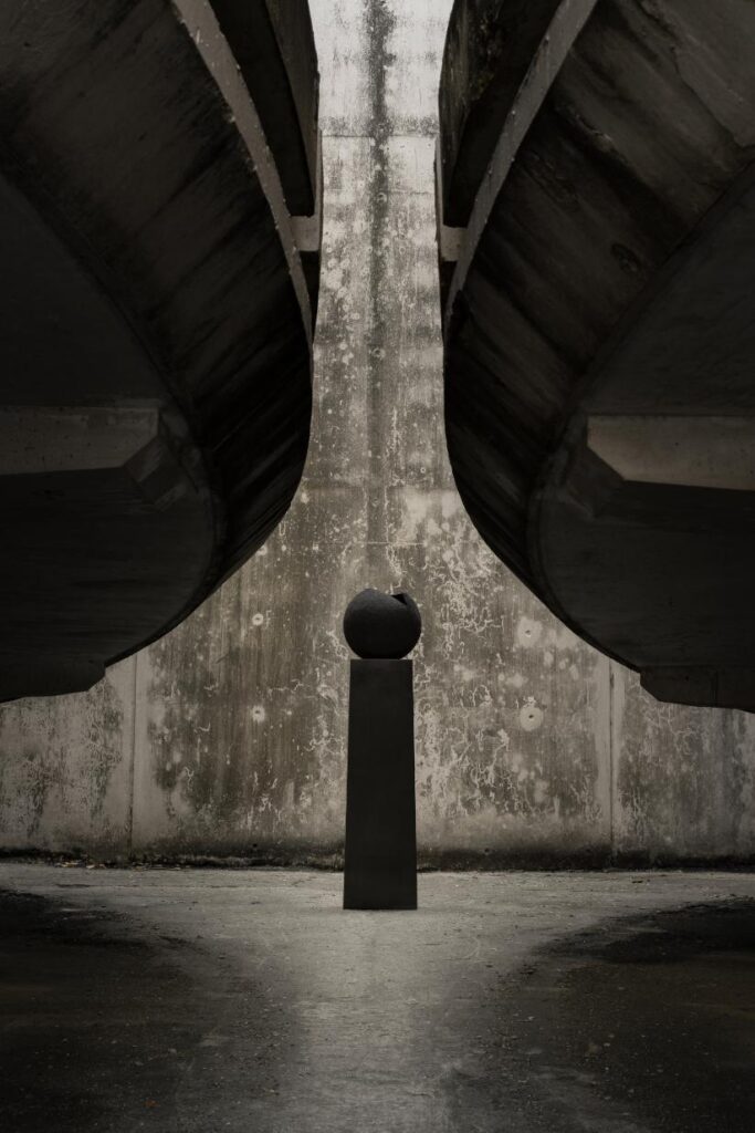 Galerie Philia celebrates ten years with Strates exhibition -
