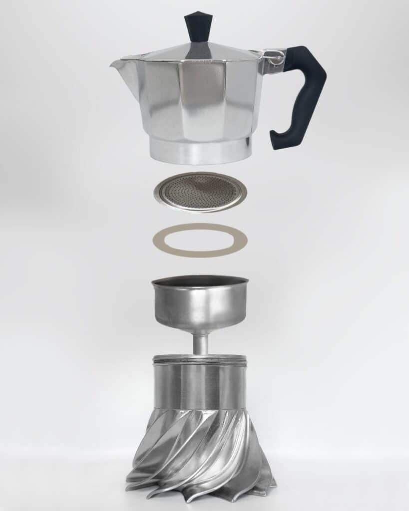 Turbo Moka assembled with its lid open revealing internal components